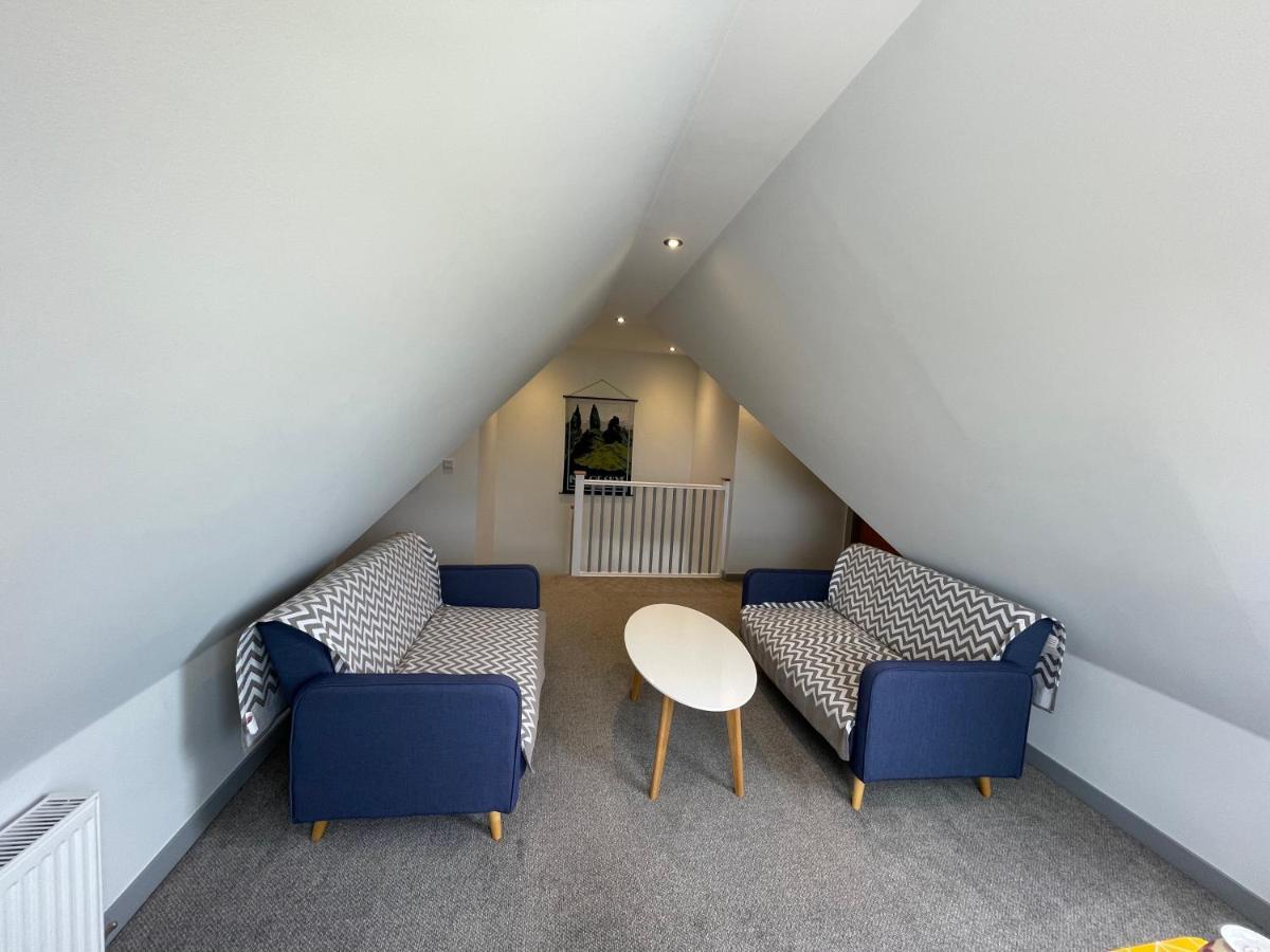 Вилла The Bridge Self Catering Kilmaluag Экстерьер фото