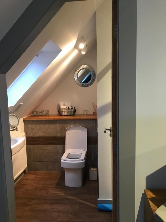 Вилла The Bridge Self Catering Kilmaluag Экстерьер фото