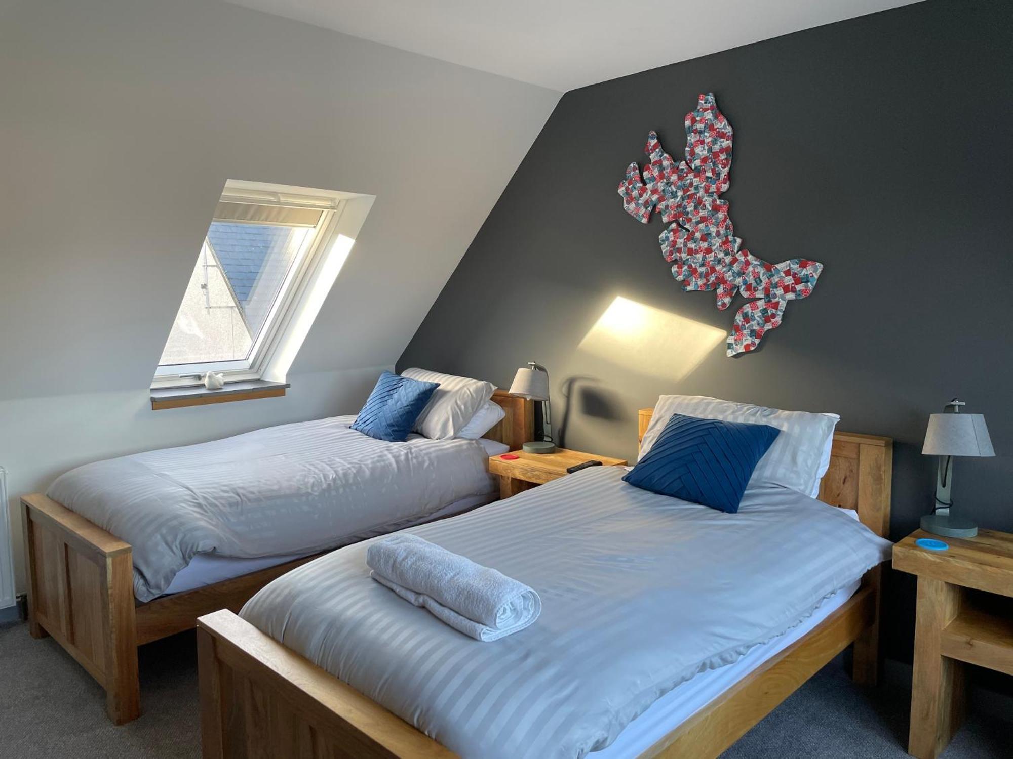 Вилла The Bridge Self Catering Kilmaluag Экстерьер фото